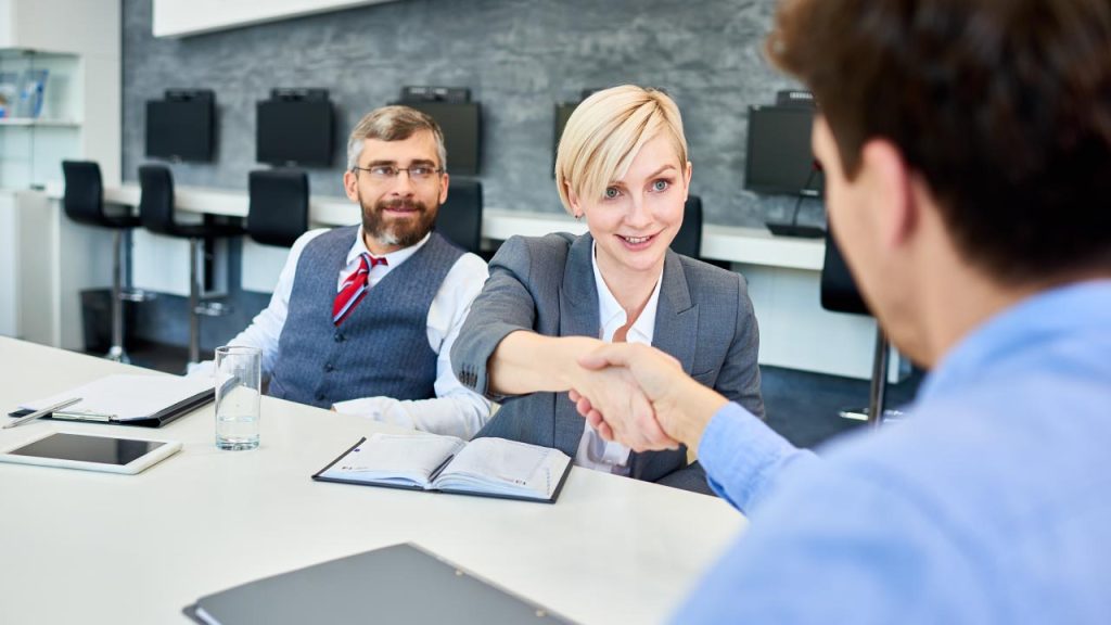 osnivanje it firme - it sektor - freelancer- frilenseri